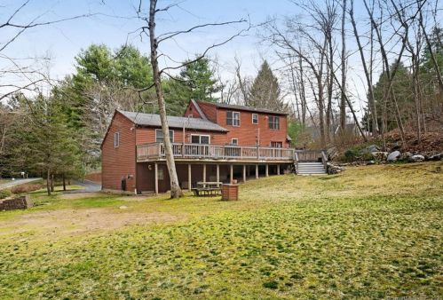 12 Whittlesey Brook Rd, Deep River, CT 06417-1624