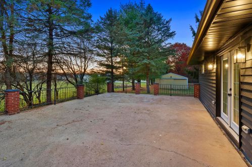 5512 Outville Rd, Pataskala OH  43062-9526 exterior