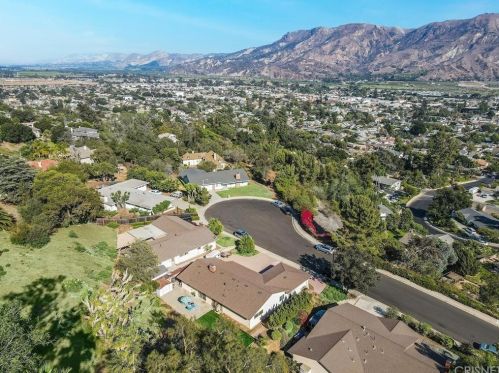 675 Dana Dr, Santa Paula CA  93060-1614 exterior