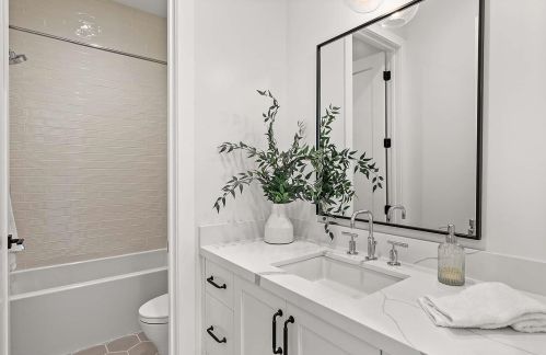 1162 Shamrock Dr, Campbell CA  95008-6118 exterior