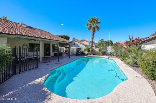 1712 Tulsa St, Chandler AZ  85225-8228 exterior