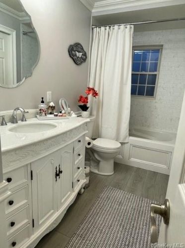 16 Locust Dr, Thiells NY  10984-1405 exterior