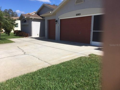 6005 Country Ridge Ln, New Port Richey, FL 34655-1153