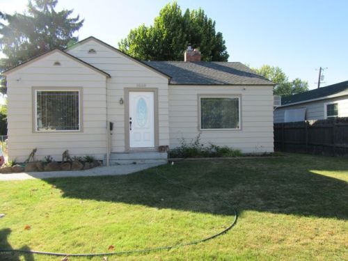 1010 29th Ave, Yakima, WA 98902-1003