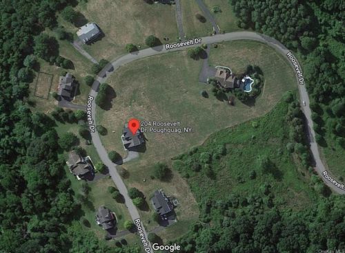 204 Roosevelt Dr, Poughquag NY  12570-5244 exterior
