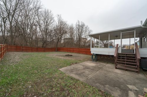 2569 Evergreen Dr, Covington KY  41017-9450 exterior