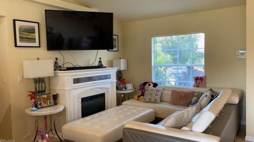 2503 52nd St, Lehigh Acres, FL 33971-5767
