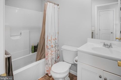 90 Champions Dr, York Haven PA  17370 exterior