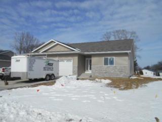540 Central St, Raymond, IA 50667-9718