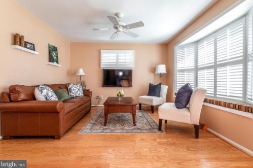 166 Ford Ave, West Deptford, NJ 08096-5034