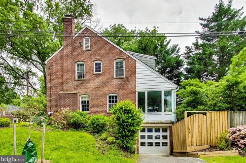 4216 46th St, Washington DC 20016-2472 exterior