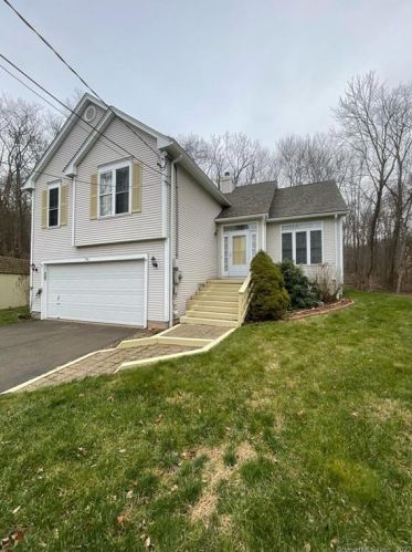 1005 Marion Rd, Cheshire, CT 06410-3815