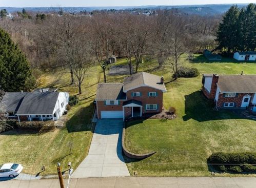 2611 19th St, Beaver Falls, PA 15010-2547
