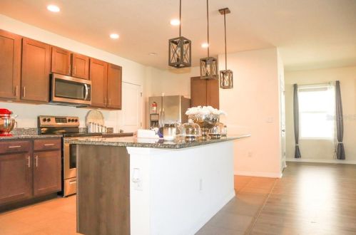 8131 59th Way, Pinellas Park FL  33781-1404 exterior