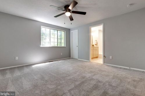 8467 Falling Leaf Rd, Springfield VA  22153-2503 exterior