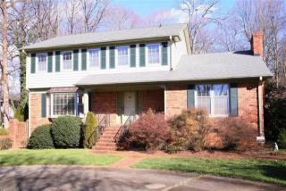 606 Westminster Dr, Greensboro NC  27410-4628 exterior