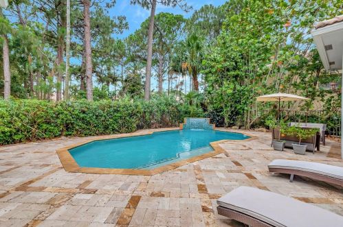 6830 Royal Orchid Cir, Delray Beach FL  33446-4339 exterior