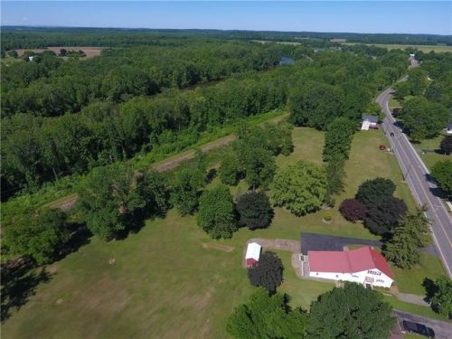 252 Genesee St, Clyde, NY 14433-9505