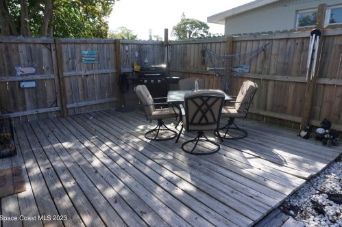 1024 Rabun Ln, Titusville, FL 32780-3953