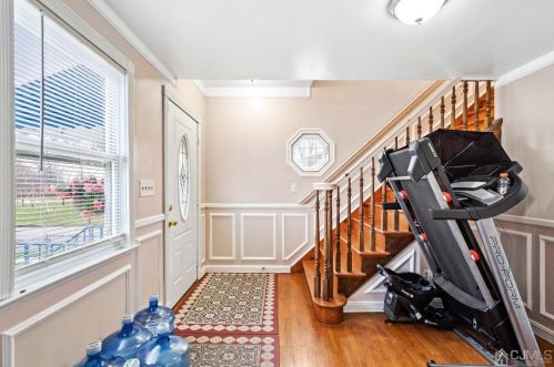 600 Bamford Ave, Woodbridge NJ 07095-3848 exterior