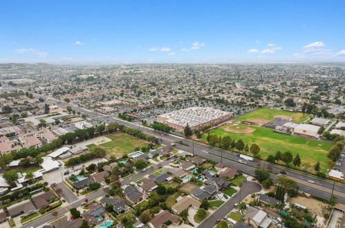 1910 El Portal Dr, La Habra CA  90631-4423 exterior