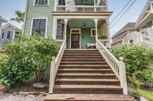 313 14, Galveston TX 77550-8226 exterior