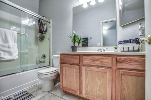 3224 92nd Dr, Tolleson, AZ 85353-5543