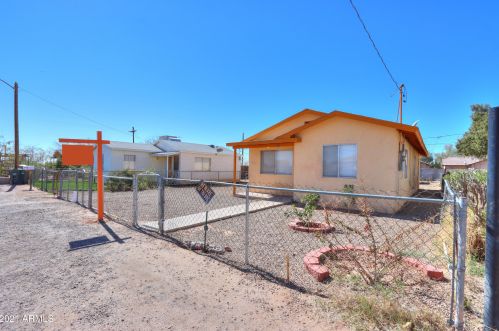 59 Pueblo Dr, Casa Grande, AZ 85122-4712