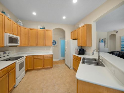 2919 Collings Dr, Fort Pierce FL 34953 exterior