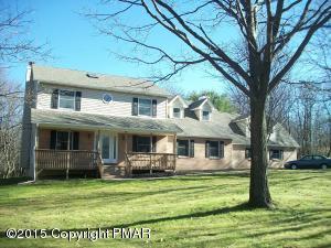 2760 Adirondack Dr, Blakeslee, PA 18610-2405