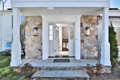 970 Ponus Rdg, New Canaan, CT 06840-3418