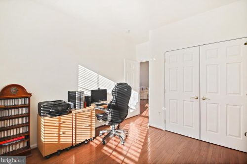 9450 Raith Ct, Bristow VA  20136-3505 exterior