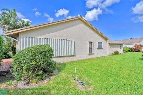 2622 13th St, Delray Beach FL  33445-1327 exterior