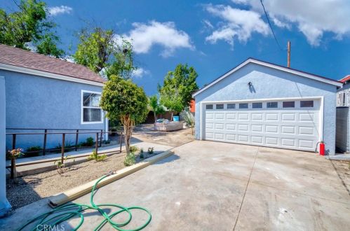 4567 120th St, Hawthorne CA  90250-2965 exterior
