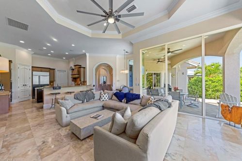 275 Flamingo Ave, Naples FL  34108-2107 exterior