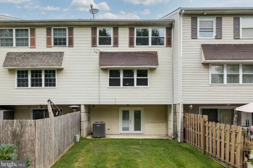 65 Brighton Ct, Downingtown PA  19335-2269 exterior