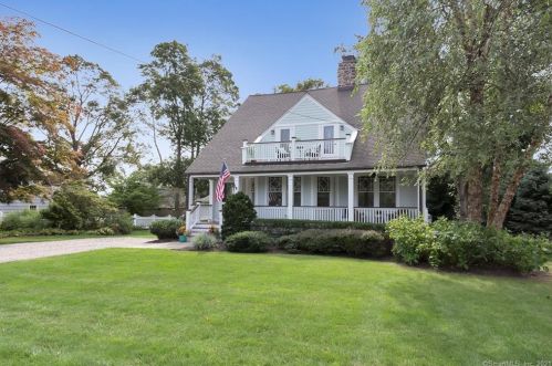 34 Verplank Ave, Stamford, CT 06902-8216