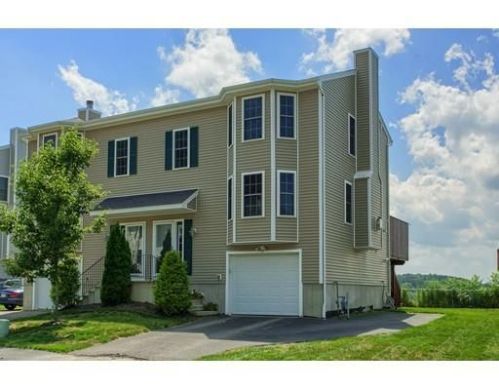 6 Pearlbush Path, Worcester, MA 01607-1817