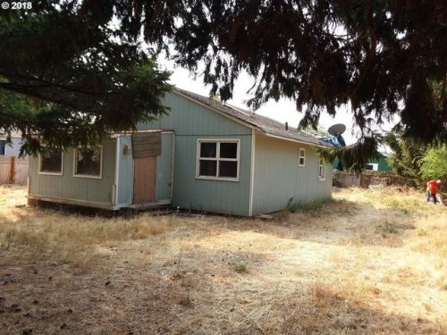 870 Wassom St, Lebanon, OR 97355-1168