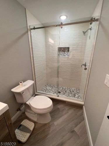 416 Lawton Ave, Cliffside Park NJ  07010-1902 exterior