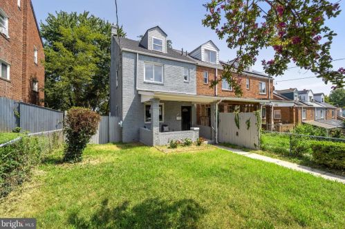 3964 Ames St, Washington DC  20019-3357 exterior