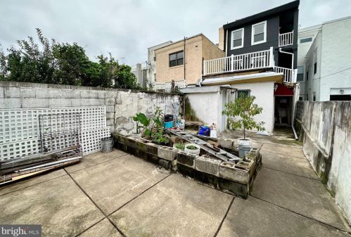 1228 Federal St, Philadelphia PA 19147-4518 exterior