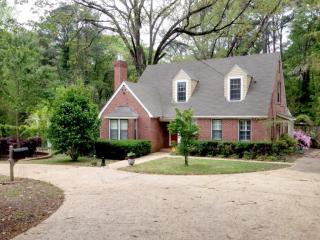 741 Madison St, Tupelo MS  38804-2017 exterior