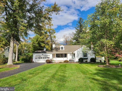 3220 Nottingham Rd, Norristown, PA 19403-4162