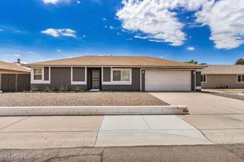 6031 Evans Dr, Glendale, AZ 85306-4125