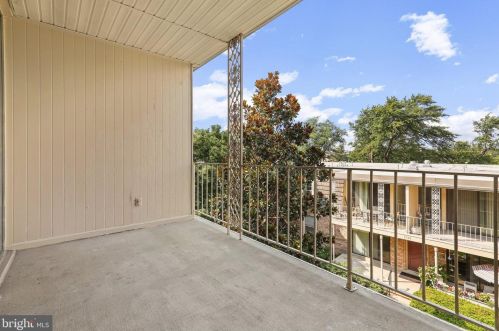 3125 Patrick Henry Dr, Falls Church VA  22044-2314 exterior