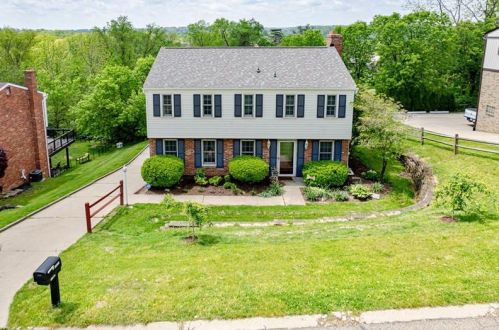 1331 Pesavento Dr, Bridgeville, PA 15017-2615