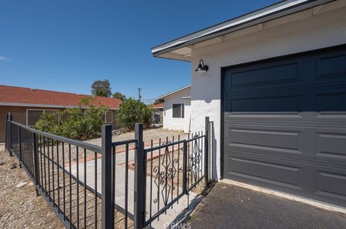 66210 7th St, Desert Hot Springs, CA 92240-3132