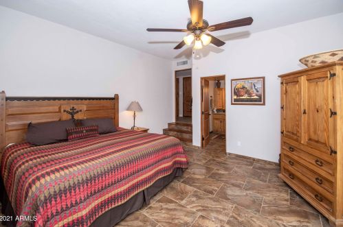 15603 Thistle Dr, Scottsdale AZ 85268-4348 exterior