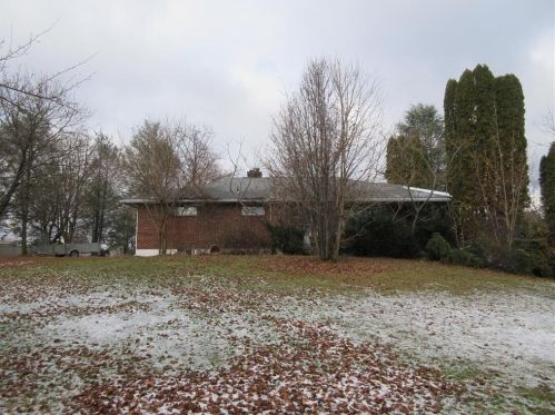 543 Overlook Cir, Walnutport, PA 18088-9634